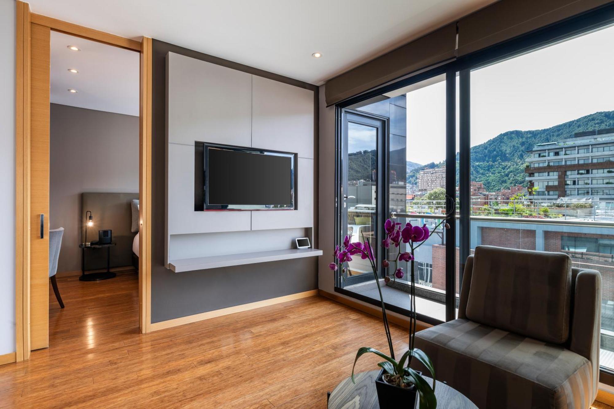Hotel 93 Luxury Suites By Preferred Μπογκοτά Εξωτερικό φωτογραφία